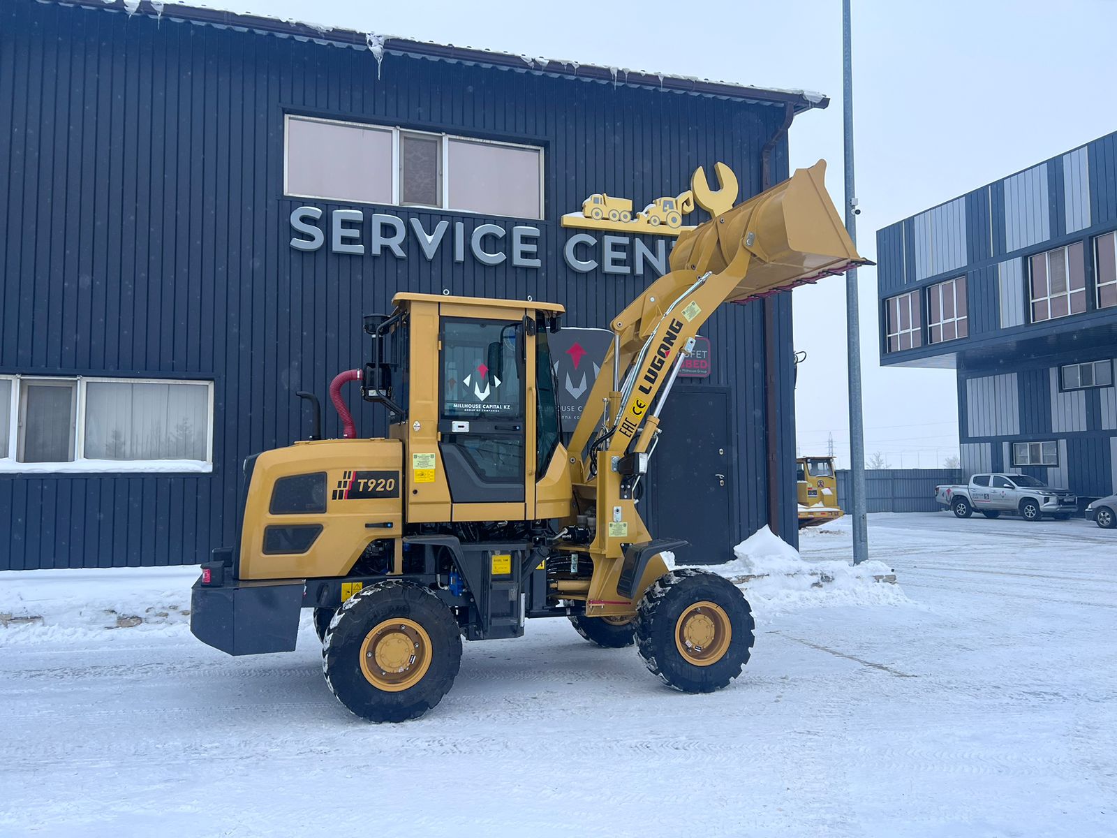 Фронтальный погрузчик LUGONG T920